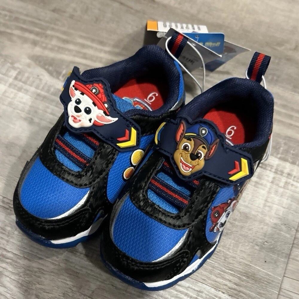 Paw Patrol Blue Light-Up Shoes Boys Toddler Size 6 Easy On & Off Straps